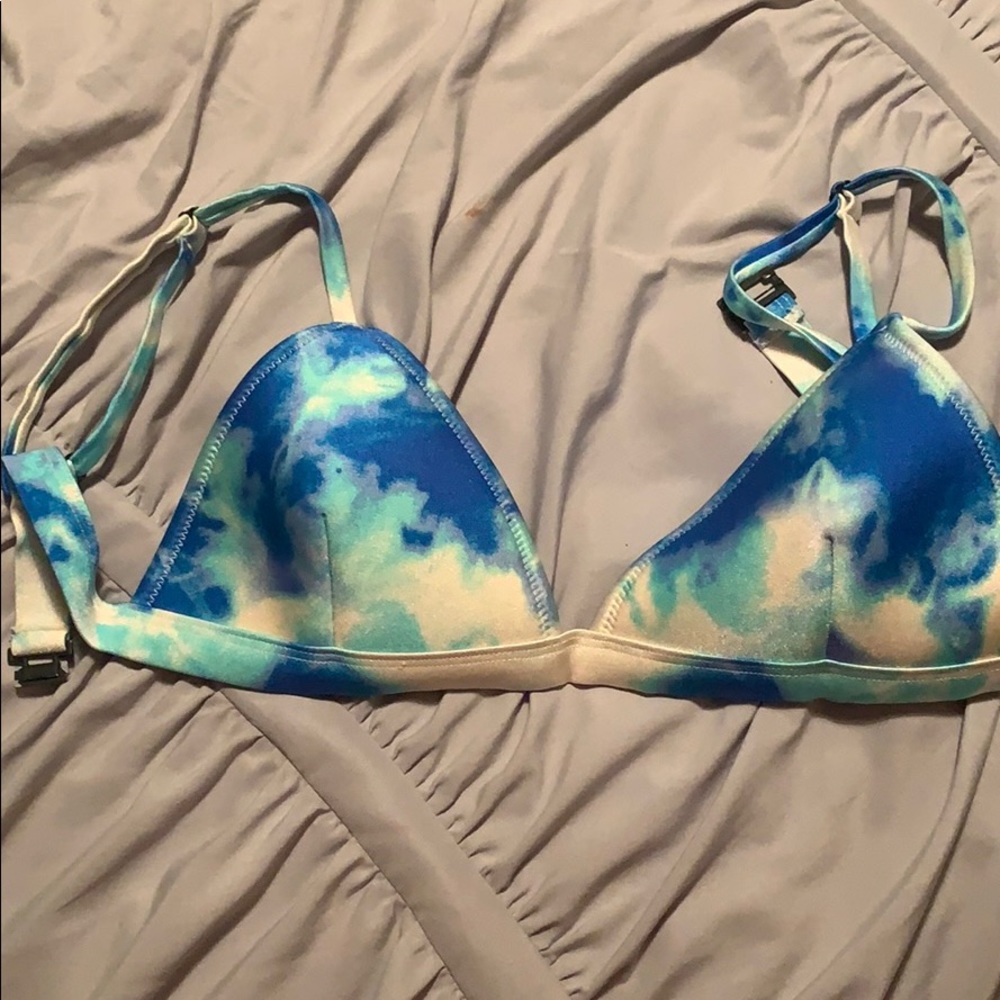 Triangl Bikini Top